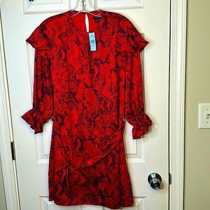 You’ve got the figure, show it off in this and shimmy in this red dress! 🔥 🔥